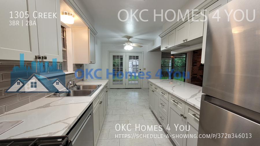 Updated 3 bed in Yukon property image