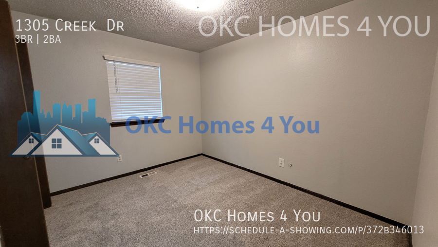 Updated 3 bed in Yukon property image