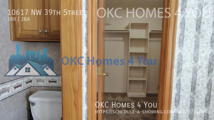 Beautiful 3 Bed + Office Home in Yukon off Route 66! property image