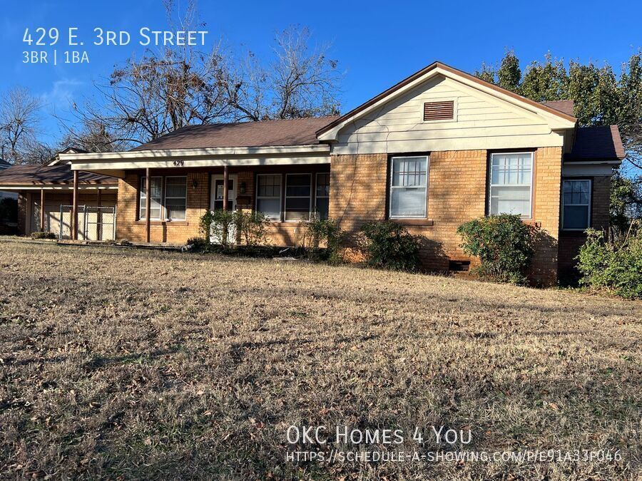 Be Home for the Holidays! 3 Bedroom, 1 Blk. So.of UCO - Save $500.00 off first full months rent. property image