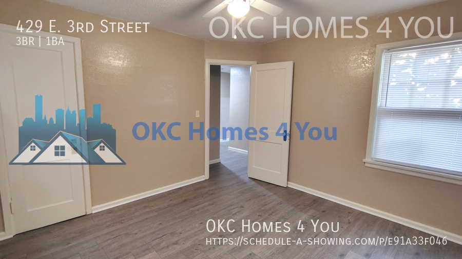 Be Home for the Holidays! 3 Bedroom, 1 Blk. So.of UCO - Save $500.00 off first full months rent. property image