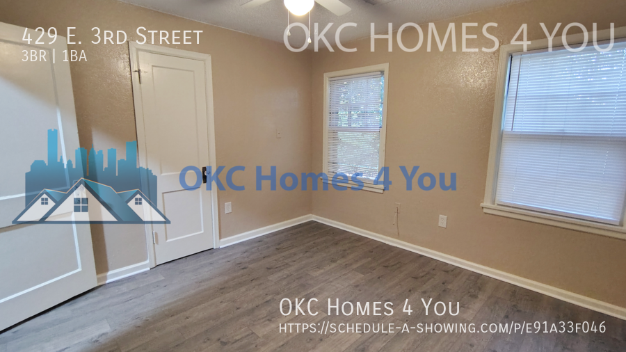 Be Home for the Holidays! 3 Bedroom, 1 Blk. So.of UCO - Save $500.00 off first full months rent. property image